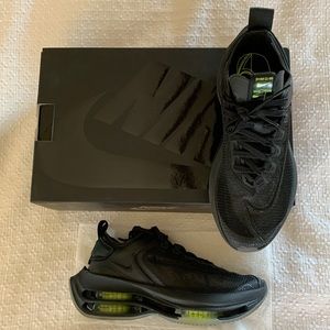 Nike Zoom Double Stacked Size 6